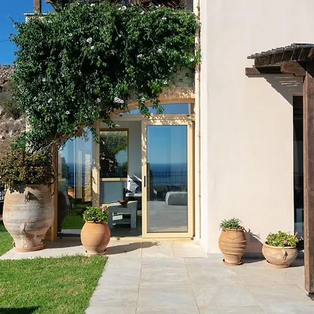 Julie Villa, Idyllic Location, By Thinkvilla Vilă
